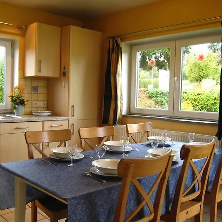 Spacious Holiday Near Forest In Habiemont Neucy