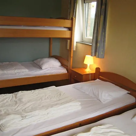 Ferienhaus Spacious Holiday Near Forest In Habiemont Neucy