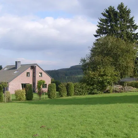 Spacious Holiday Near Forest In Habiemont Neucy
